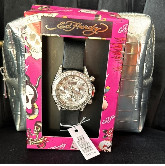 ❎️‼️ 1 Left ‼️❎️ Ed Hardy women Rhinestone black watch Cosmetic pouch Attached - Picture 4 of 9